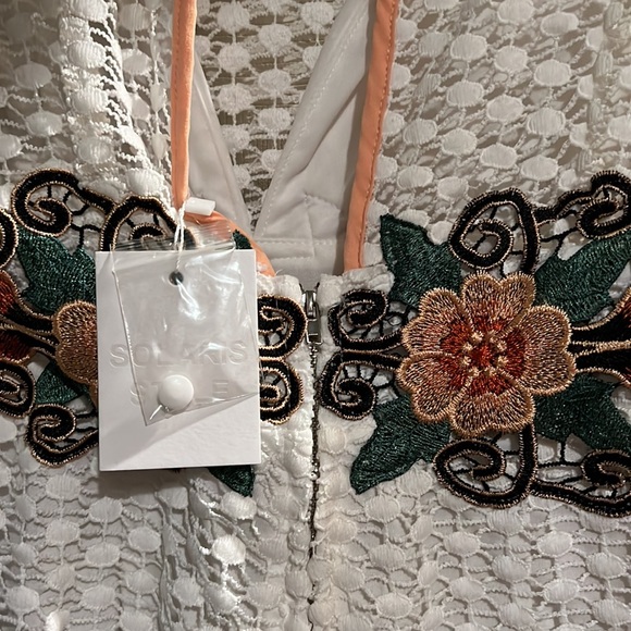 Lace romper - Picture 4 of 5